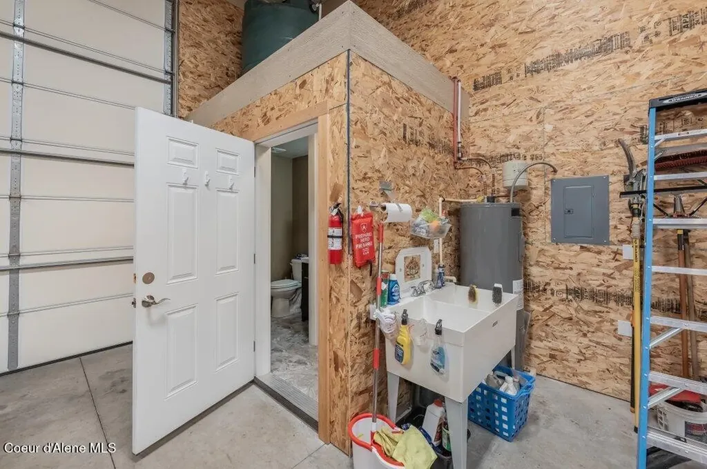 10715 N Payment Peak Road Hauser ID 83854