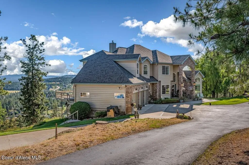 10715 N Payment Peak Road Hauser ID 83854