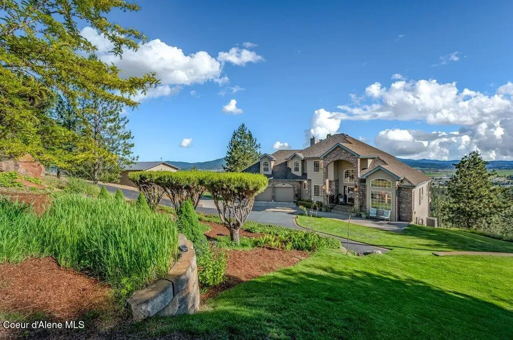 10715 N Payment Peak Road Hauser ID 83854