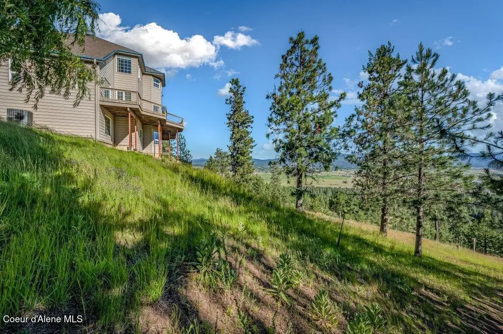 10715 N Payment Peak Road Hauser ID 83854