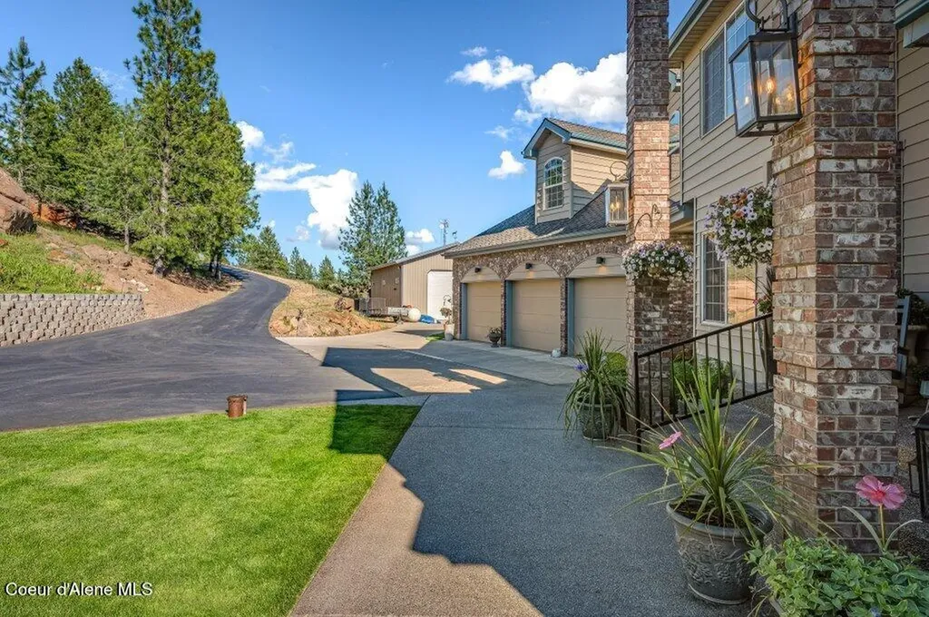 10715 N Payment Peak Road Hauser ID 83854