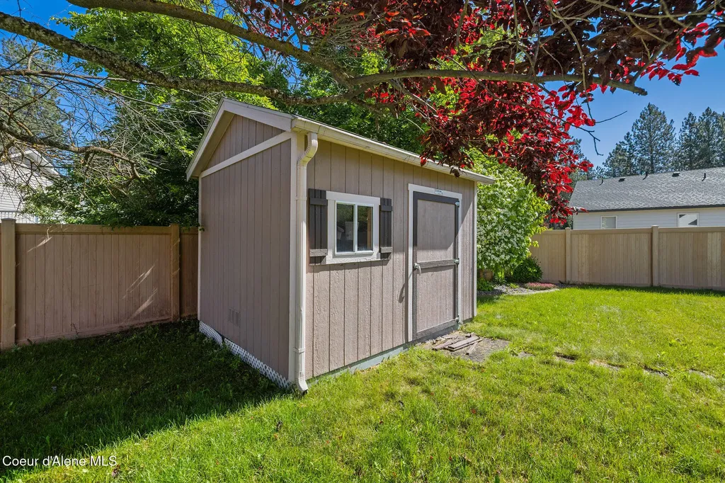 2285 E Stonebridge Court Post Falls ID 83854