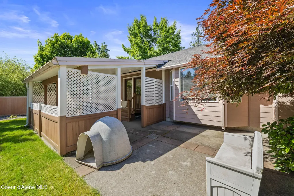 2285 E Stonebridge Court Post Falls ID 83854