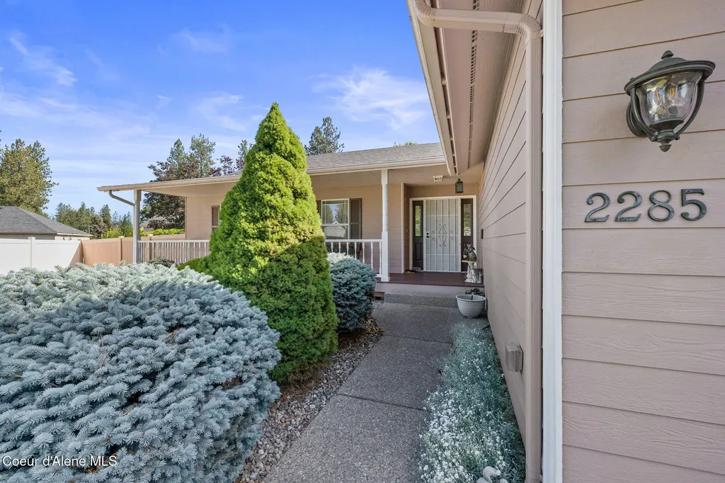 2285 E Stonebridge Court Post Falls ID 83854