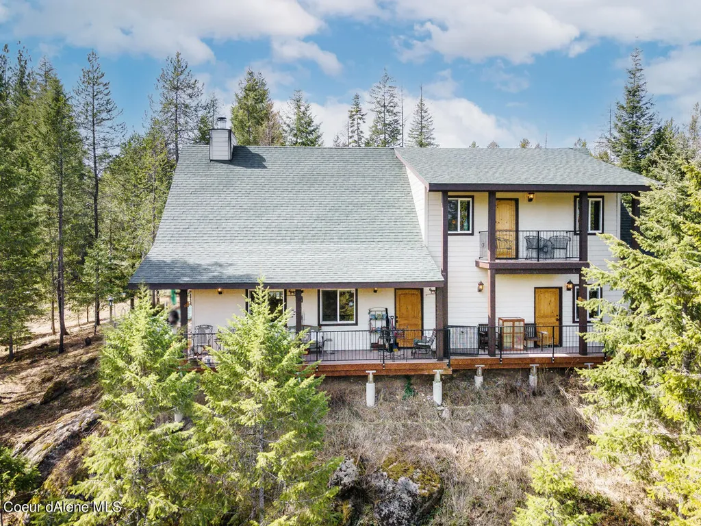 762 Geenen Road Cocolalla ID 83813