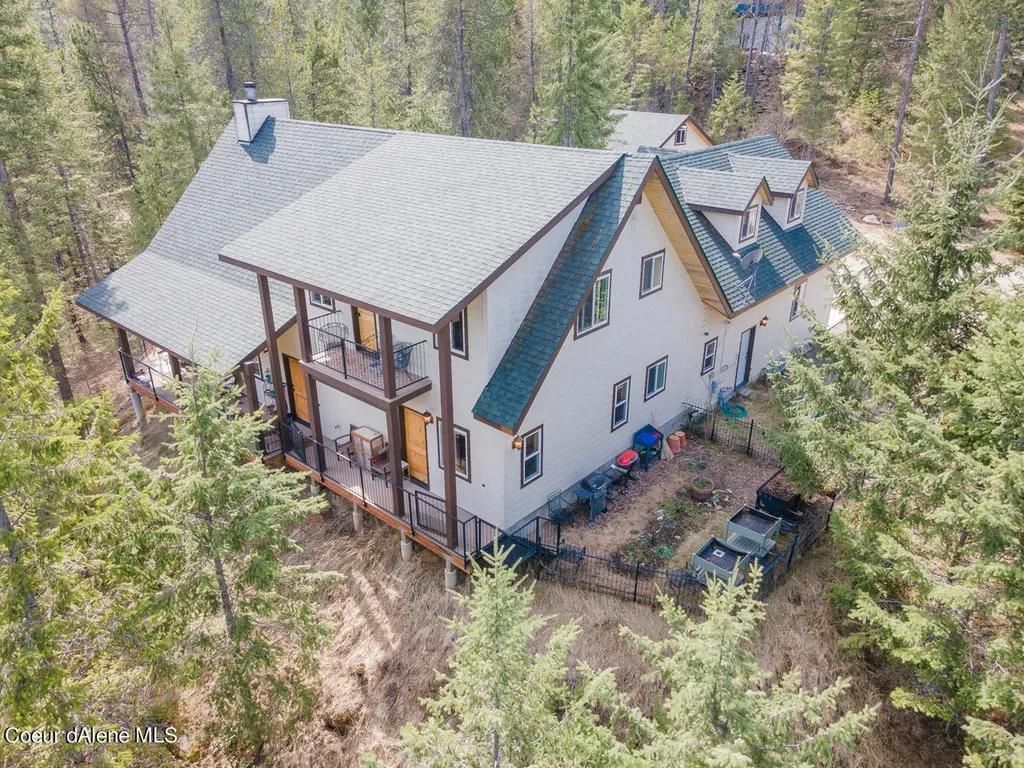 762 Geenen Road Cocolalla ID 83813