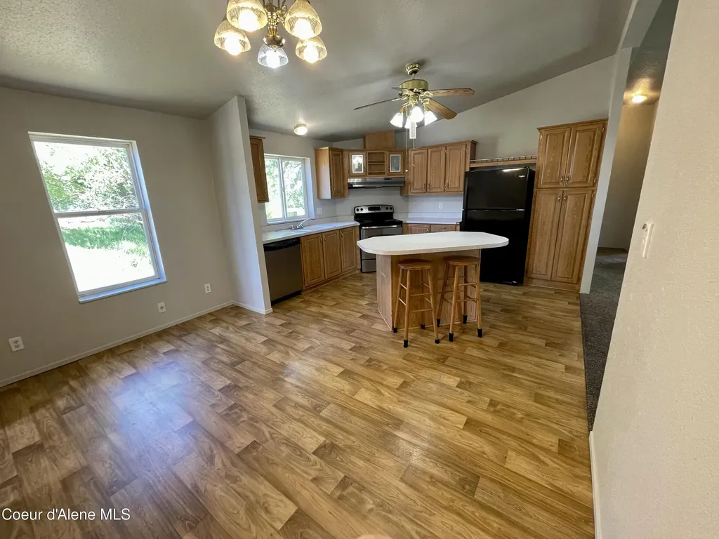 613 Riverdale Drive St. Maries ID 83861