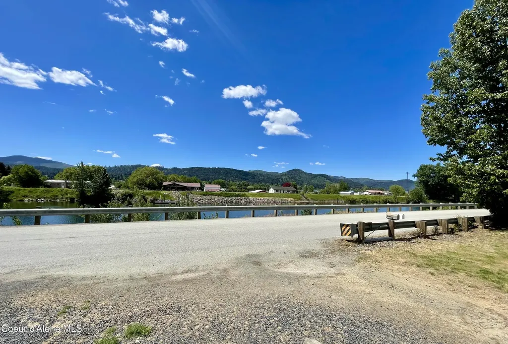 613 Riverdale Drive St. Maries ID 83861