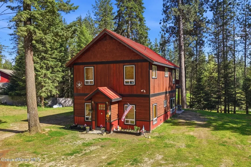 2206 Gypsy Bay Road Sagle ID 83860