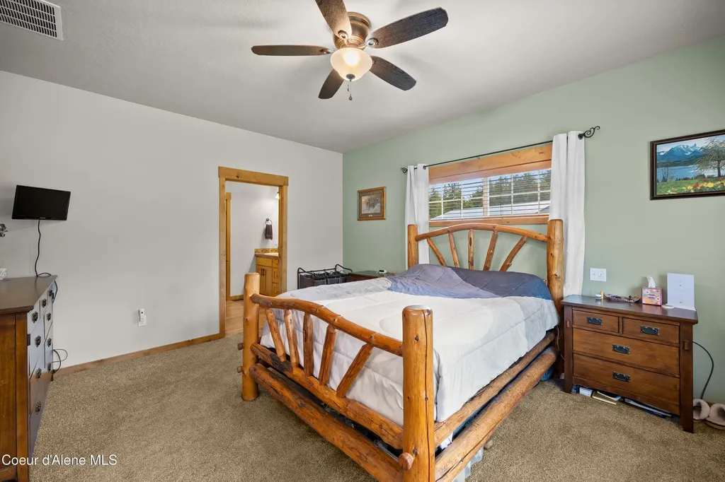 8436 E Snowy Lane Athol ID 83801
