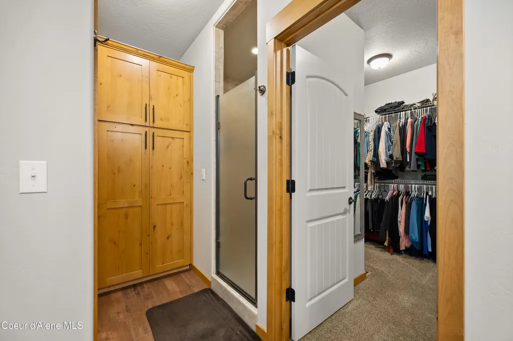 8436 E Snowy Lane Athol ID 83801