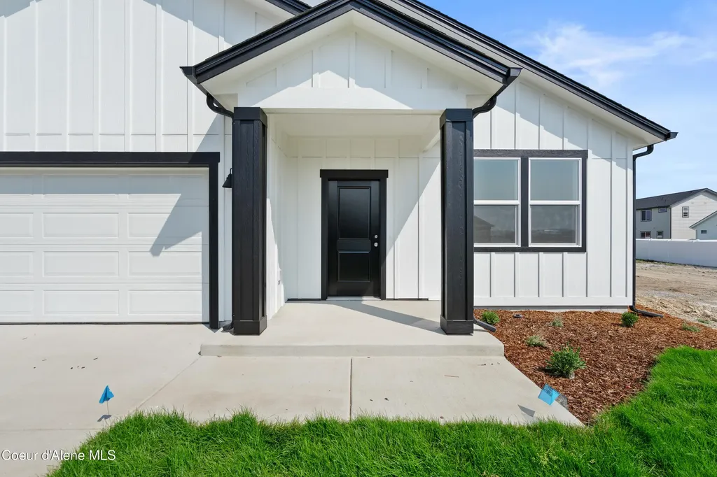 3265 N Pale Fox Street Post Falls ID 83854
