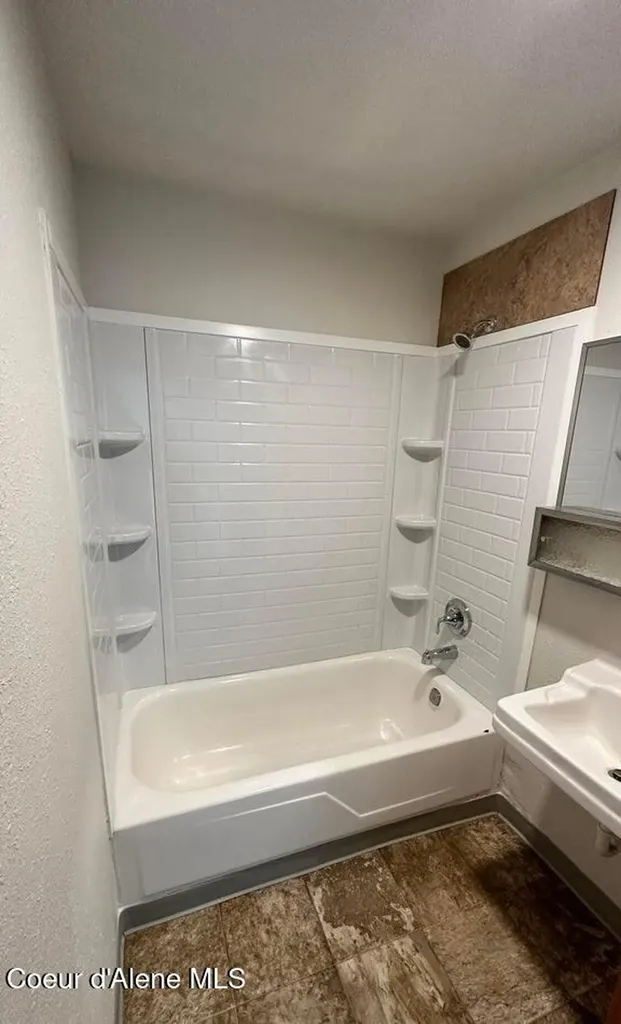 401 W Dakota Avenue Hayden ID 83835