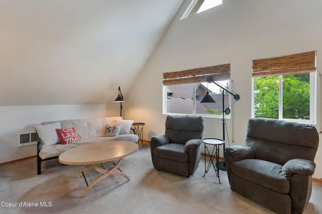 2385 Sunnyside Road Sandpoint ID 83864