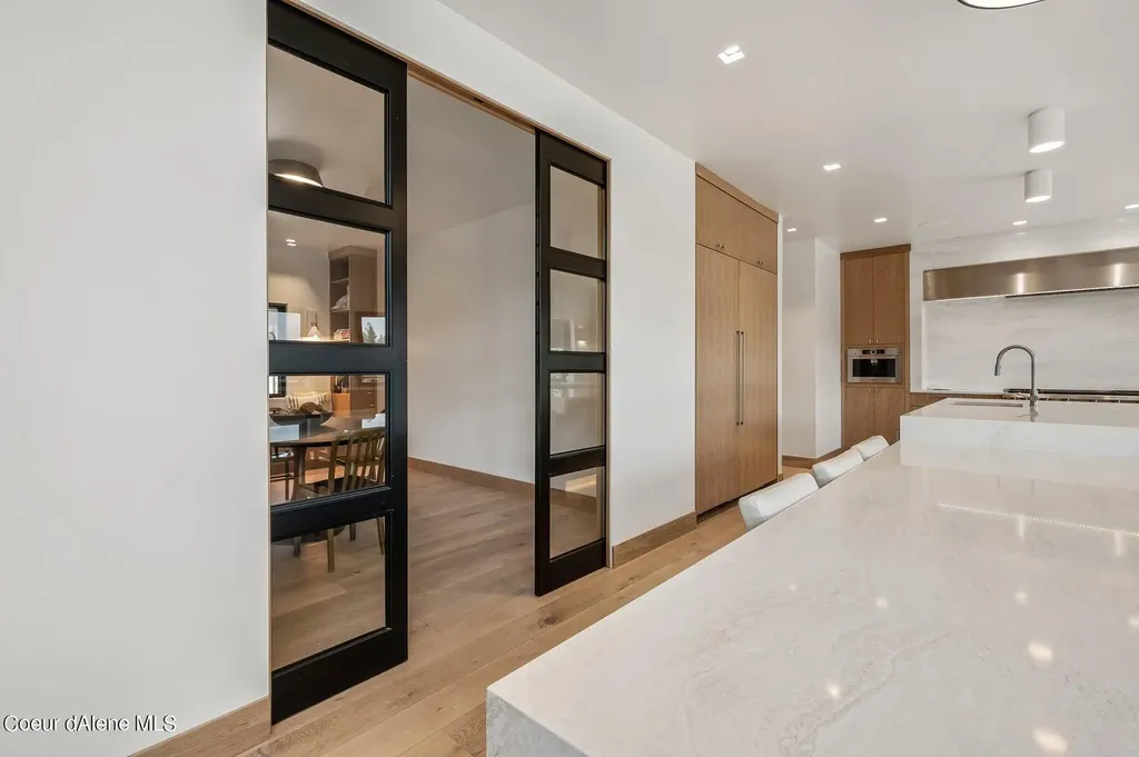 1014 S Riverside Harbor Drive Post Falls ID 83854