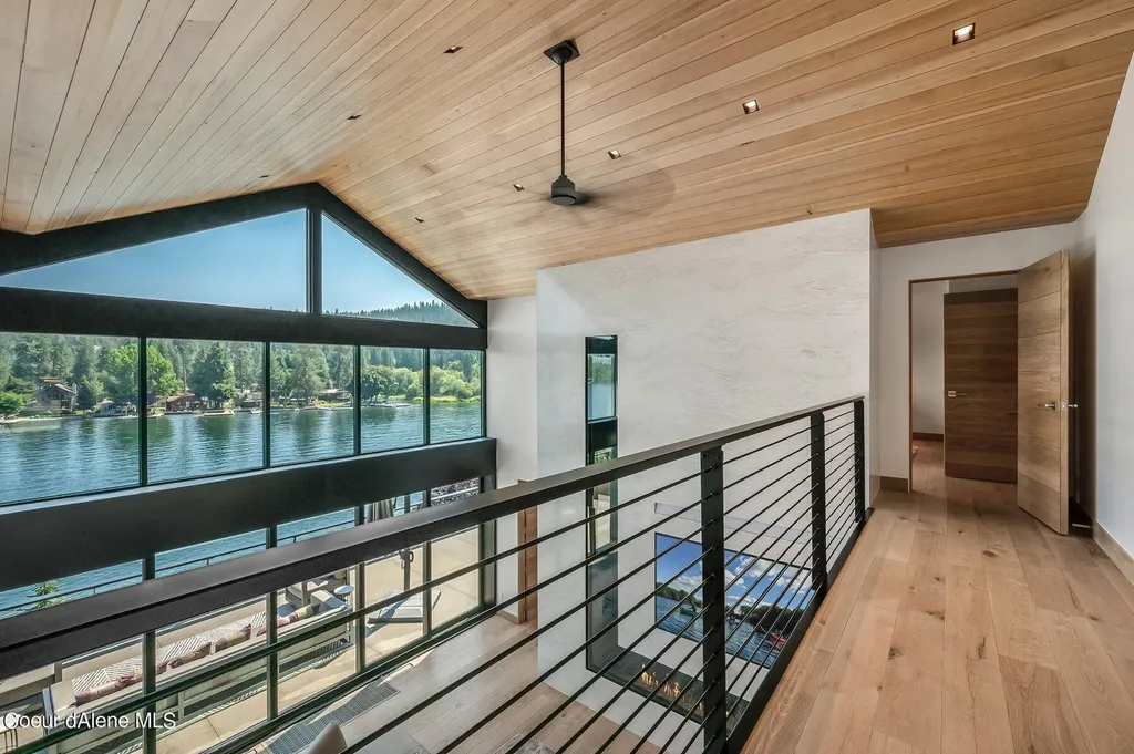 1014 S Riverside Harbor Drive Post Falls ID 83854