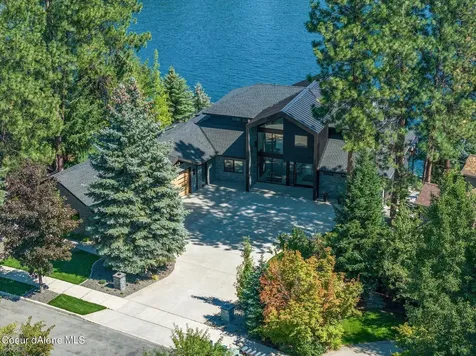 1014 S Riverside Harbor Drive Post Falls ID 83854
