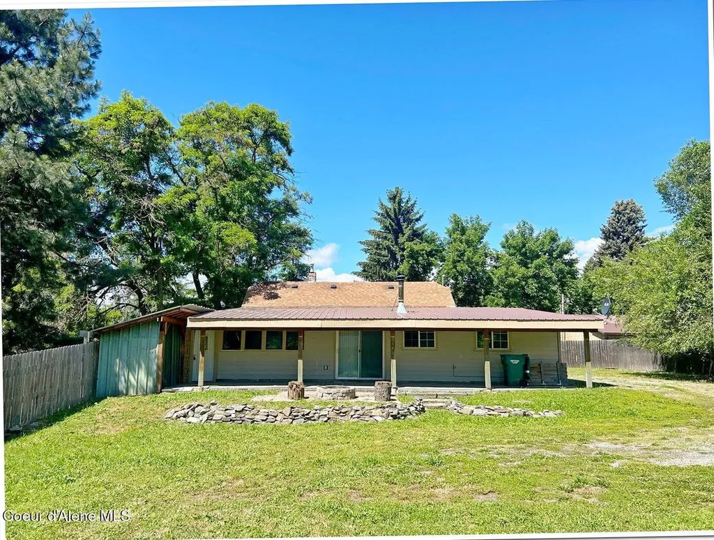 6648 Chippewa Drive Bonners Ferry ID 83805