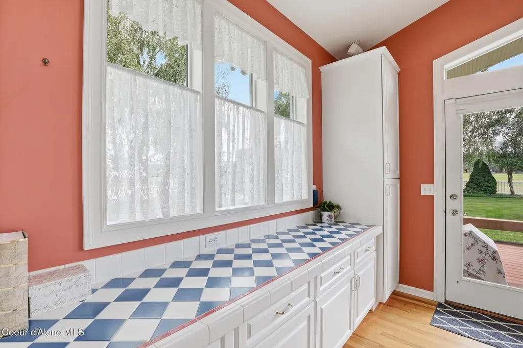 6909 W Ridgeway Road Deer Park WA 99006