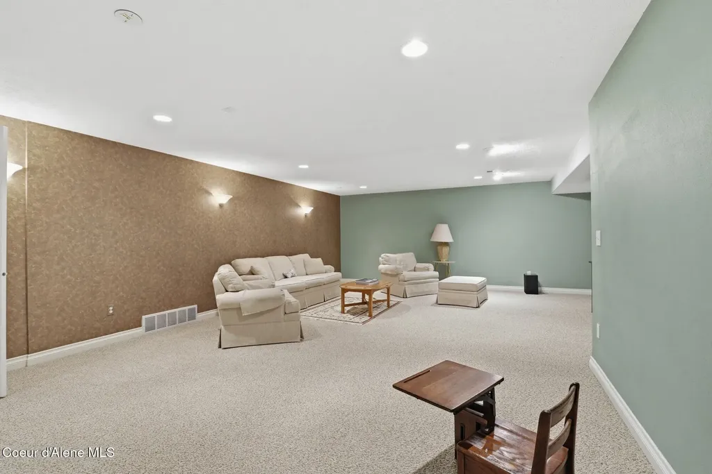 6909 W Ridgeway Road Deer Park WA 99006
