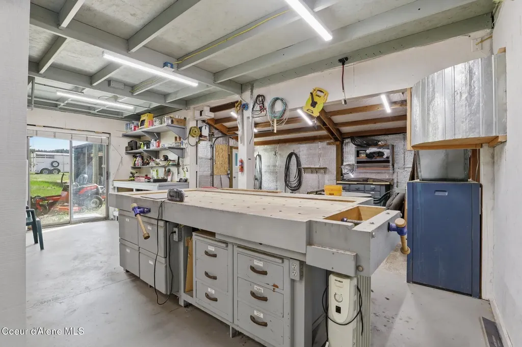 6909 W Ridgeway Road Deer Park WA 99006