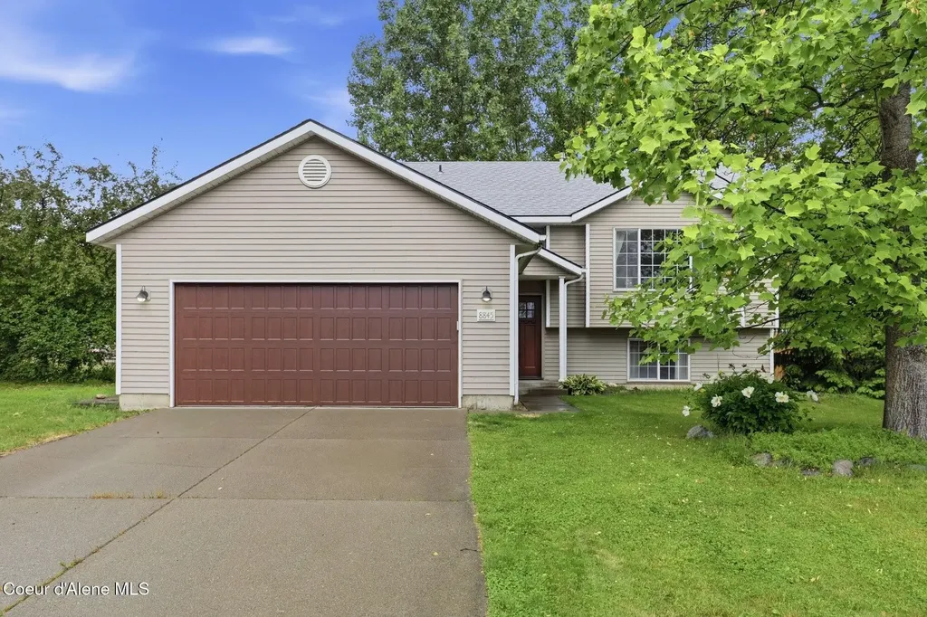 8845 N Davis Circle Hayden ID 83835