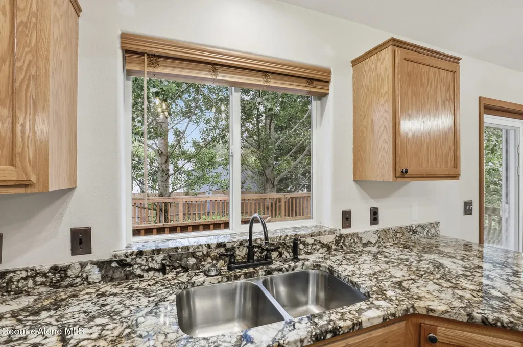 8845 N Davis Circle Hayden ID 83835