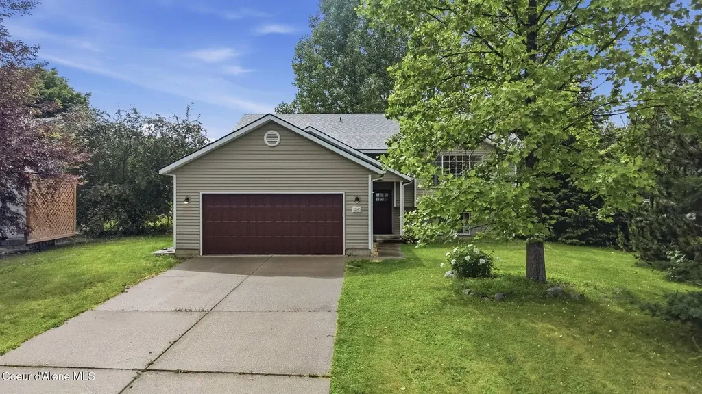 8845 N Davis Circle Hayden ID 83835