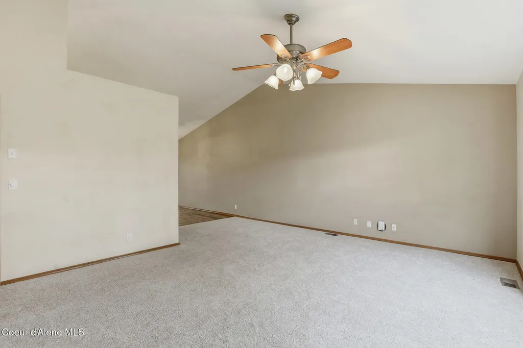 8845 N Davis Circle Hayden ID 83835