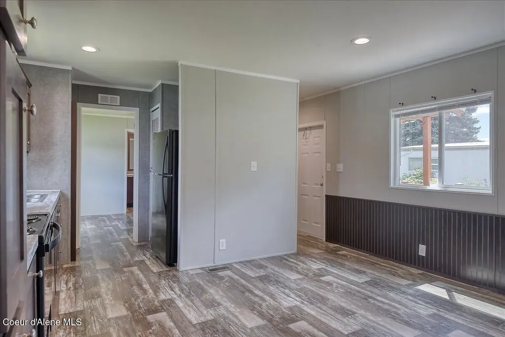8747 N Starr Loop Hayden ID 83835