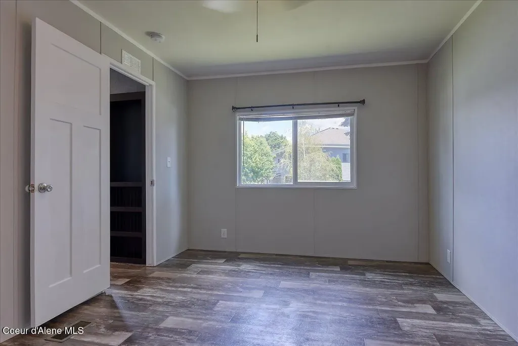 8747 N Starr Loop Hayden ID 83835