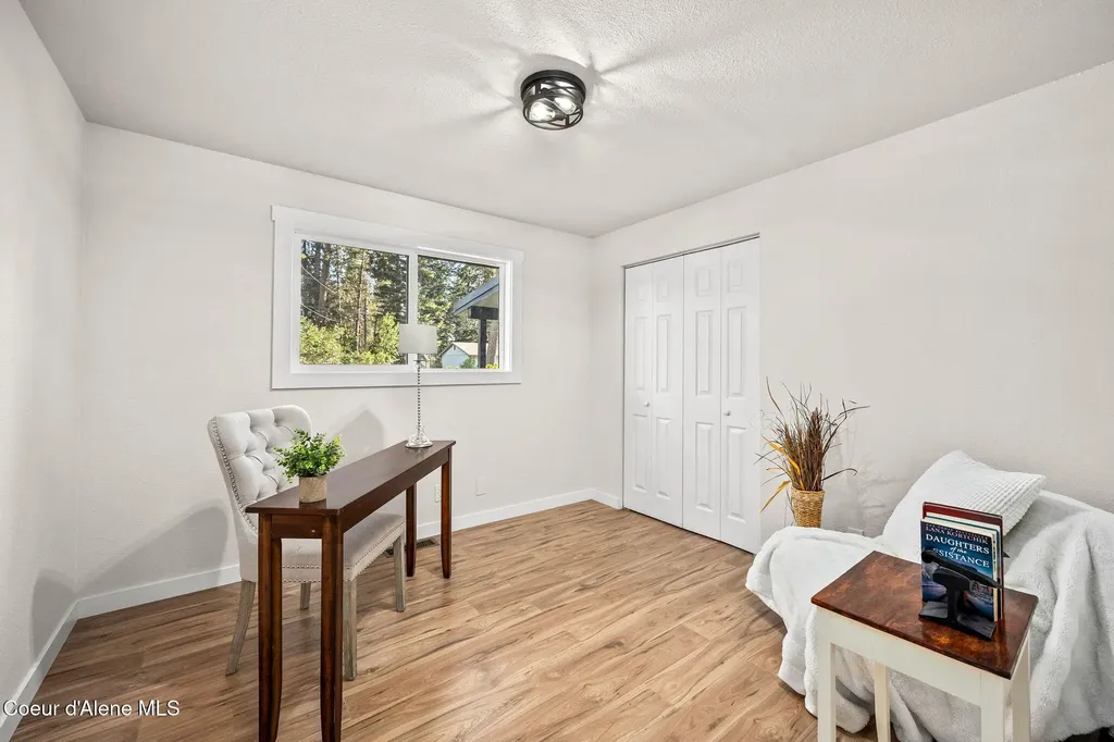 8582 W Larch Street Rathdrum ID 83858