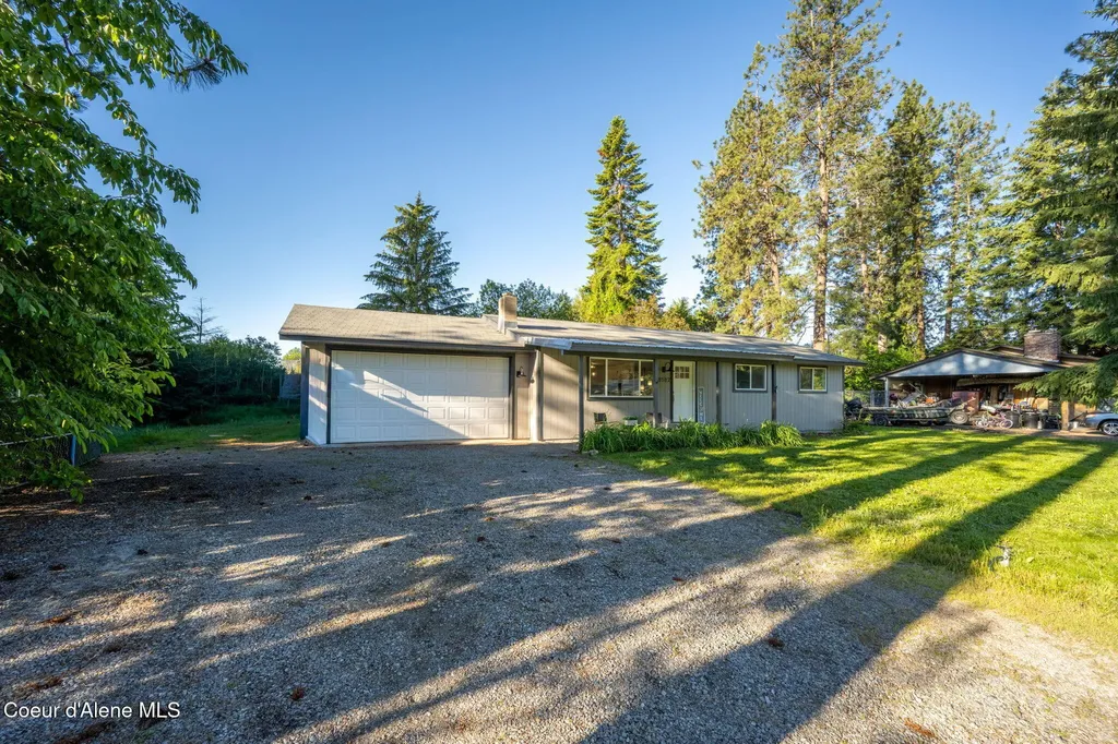 8582 W Larch Street Rathdrum ID 83858