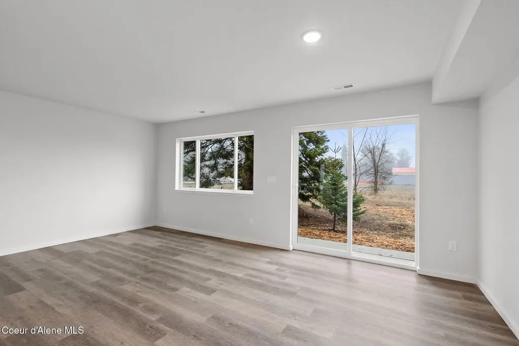 9814 N Laylin Circle Hayden ID 83835