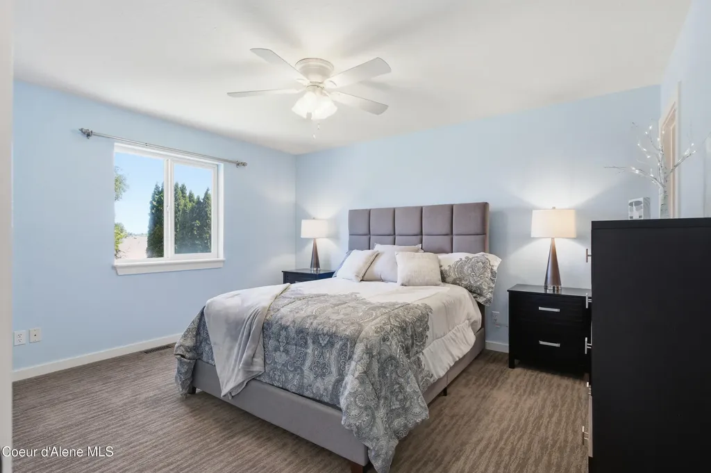 1019 W Starling Avenue Hayden ID 83835