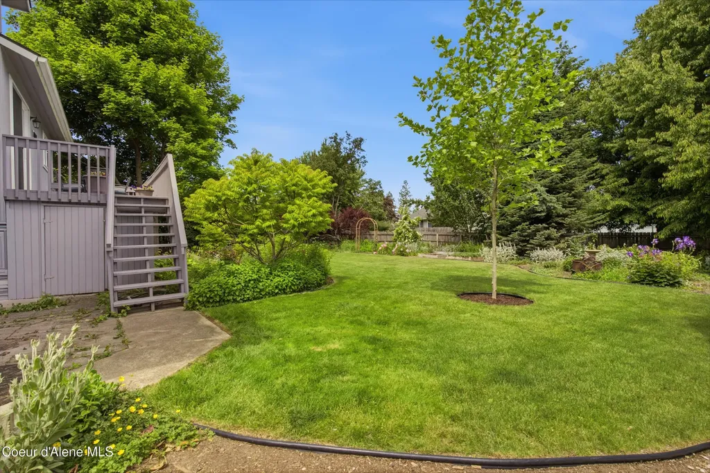 1019 W Starling Avenue Hayden ID 83835