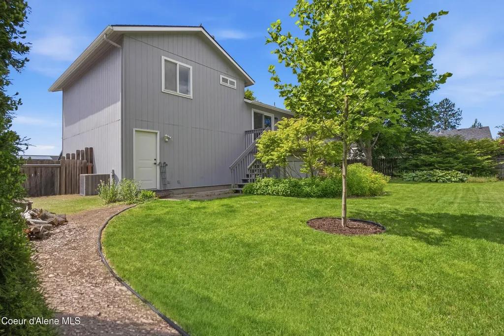 1019 W Starling Avenue Hayden ID 83835