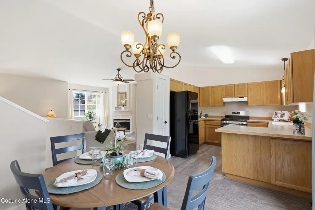 1019 W Starling Avenue Hayden ID 83835