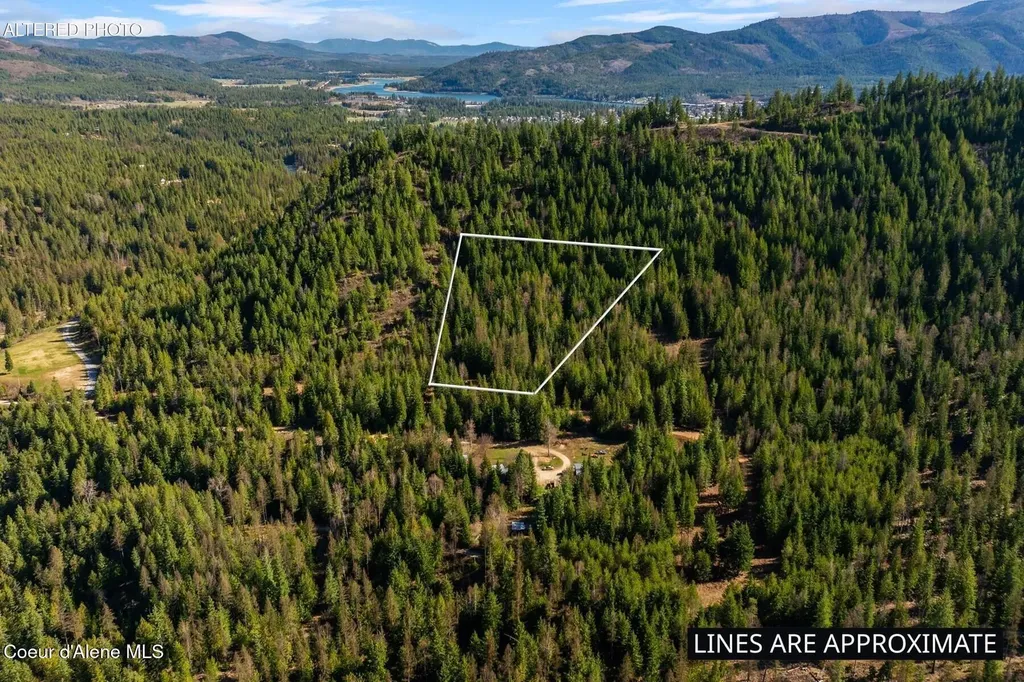 Lots 1, 2, 3 & 4 Cedar Acres Priest River ID 83856