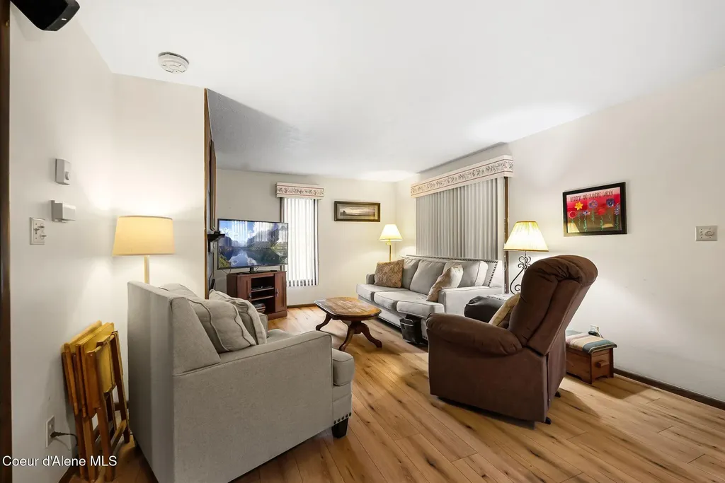 290 Syringa Heights Road Sandpoint ID 83864