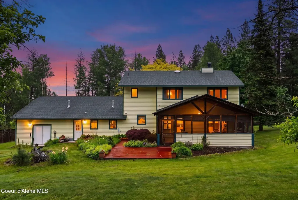 290 Syringa Heights Road Sandpoint ID 83864