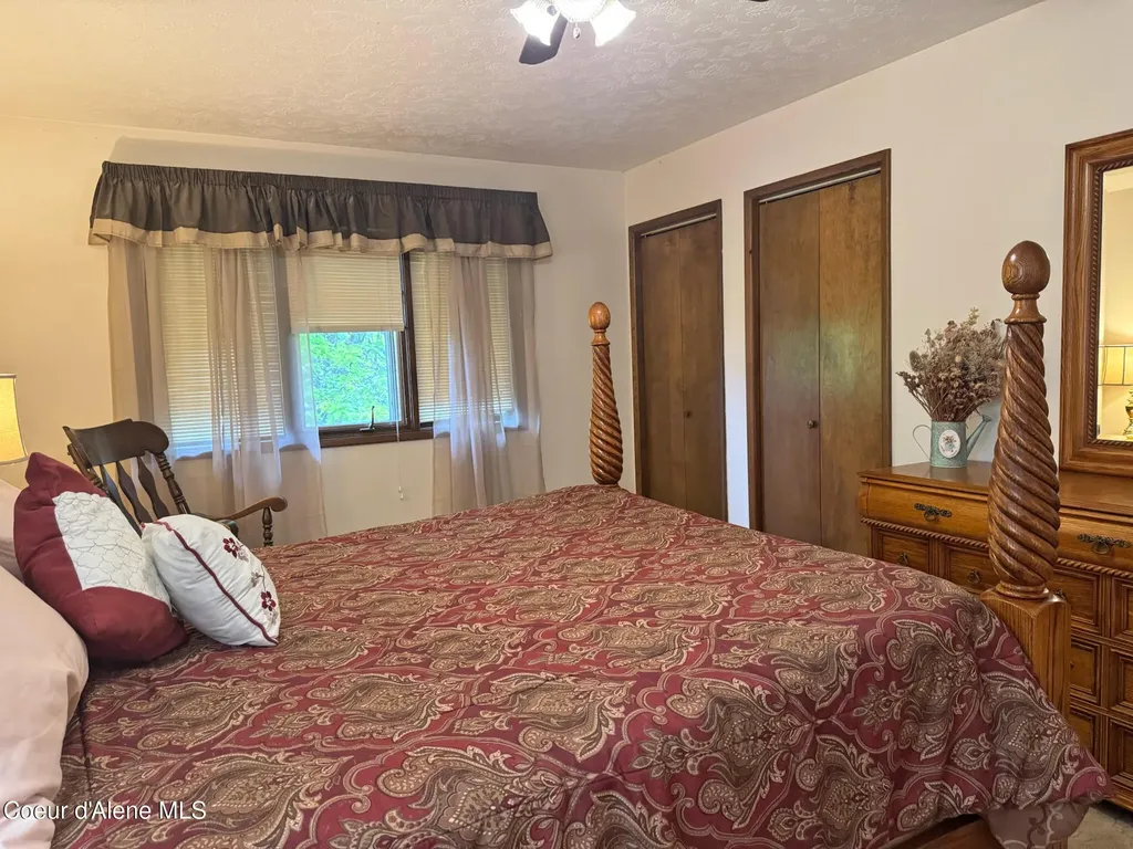 290 Syringa Heights Road Sandpoint ID 83864