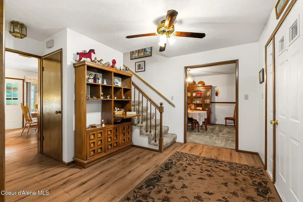 290 Syringa Heights Road Sandpoint ID 83864