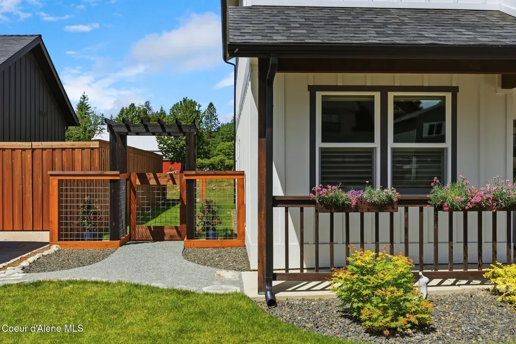140 Madera Drive Sandpoint ID 83864