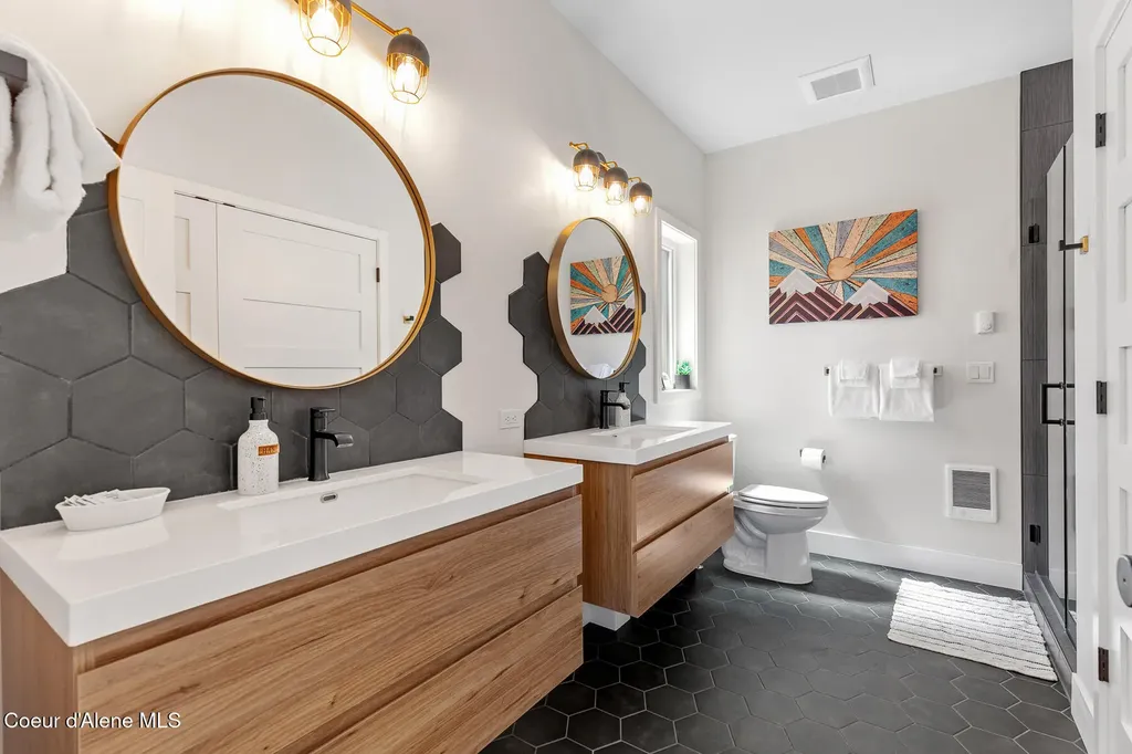 22344 S Carroll Drive Worley ID 83876
