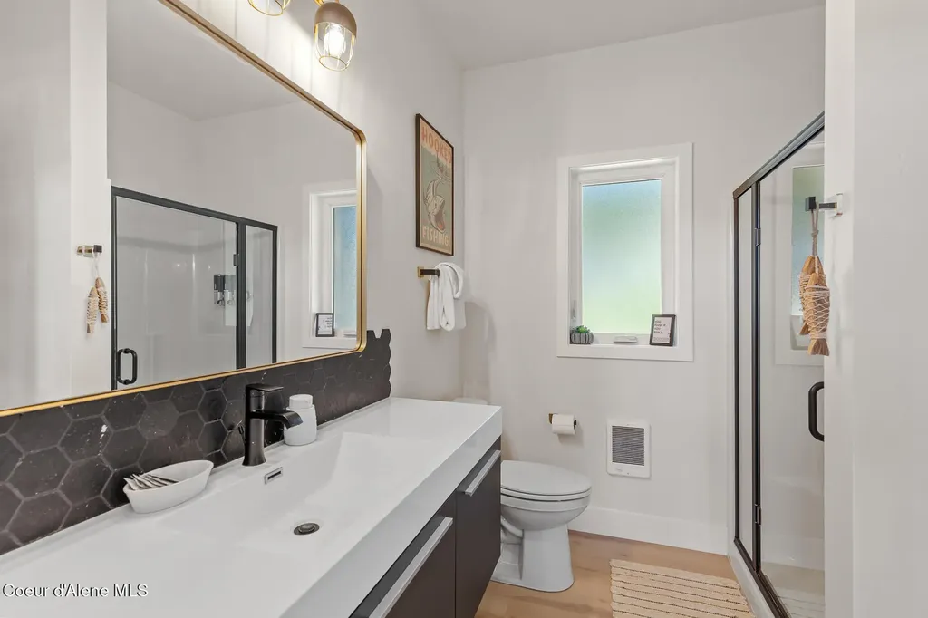 22344 S Carroll Drive Worley ID 83876