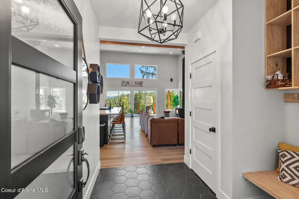 22344 S Carroll Drive Worley ID 83876