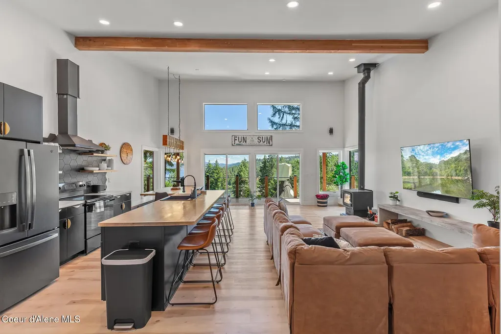 22344 S Carroll Drive Worley ID 83876