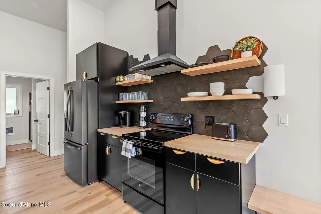 22344 S Carroll Drive Worley ID 83876