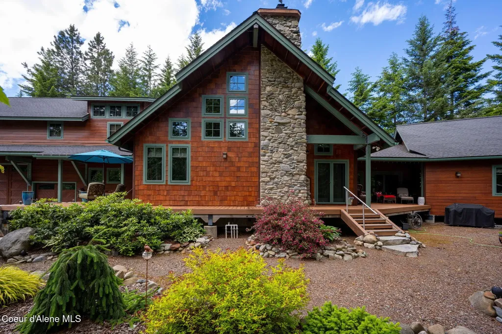 42303 Highway 200 Hope ID 83836